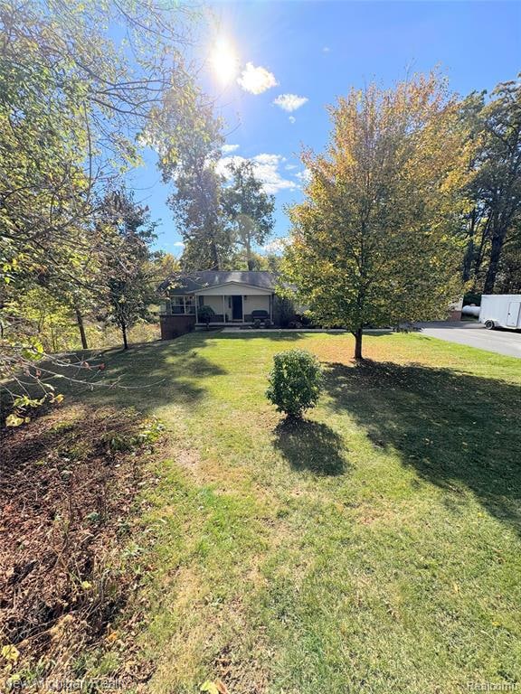 11197 Bigelow Rd, Davisburg, MI 48350 - photo 3