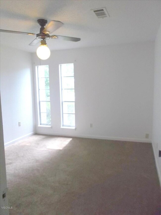009_Bedroom 1