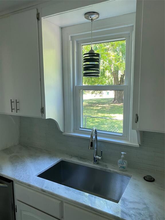 1423 Cherry St, Gainesville, TX 76240 - photo 4