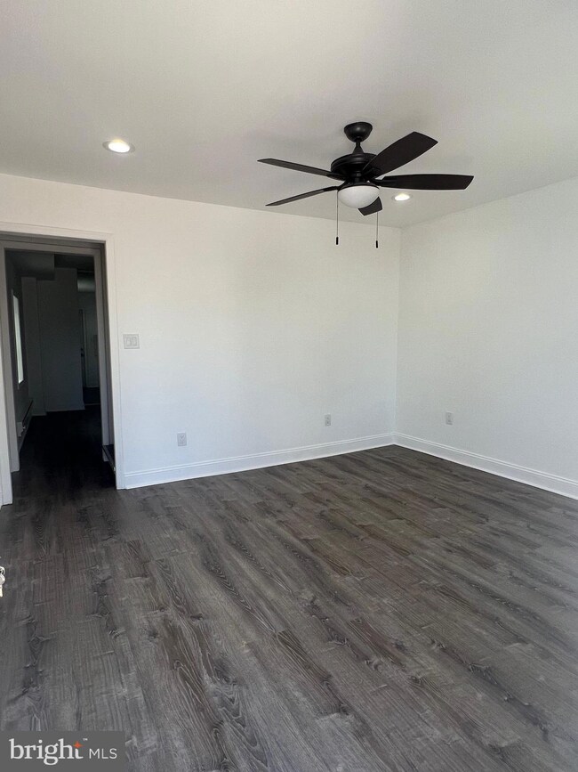 3609 Rhawn St, Philadelphia, PA 19136 - photo 2