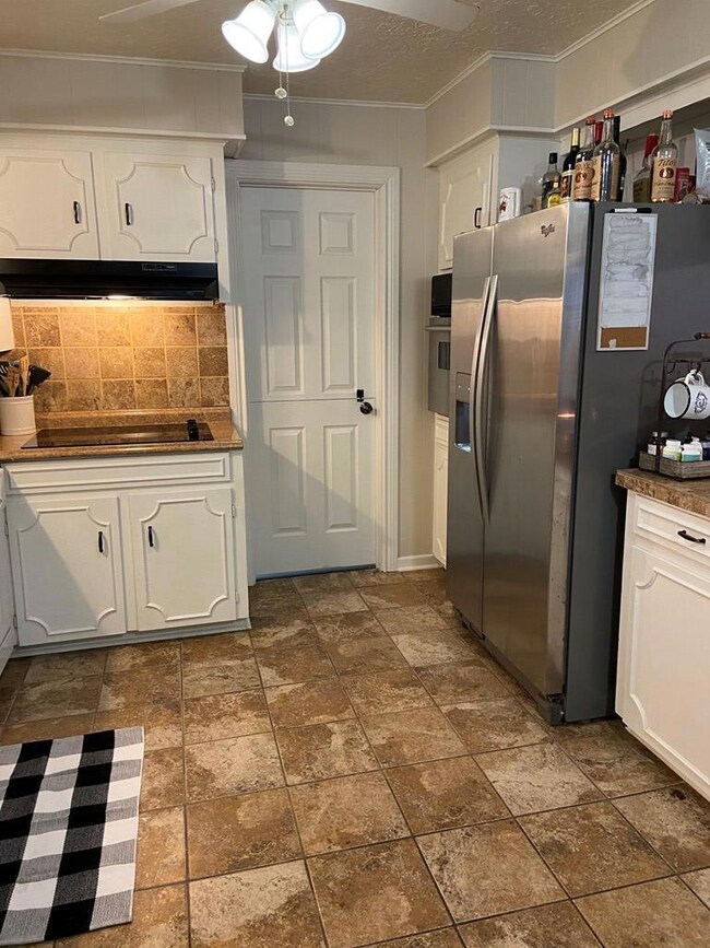 4217 Noralee St, Bay City, TX 77414 - photo 3