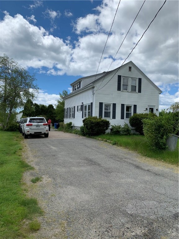 1119 Green End Ave, Middletown, RI 02842 - photo 4