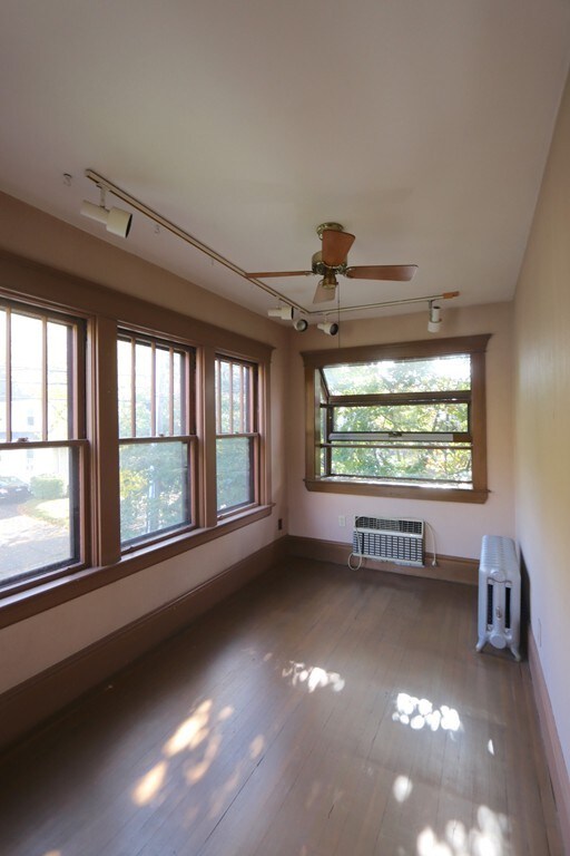 78 Beaconsfield Rd, Brookline, MA 02445 - photo 3