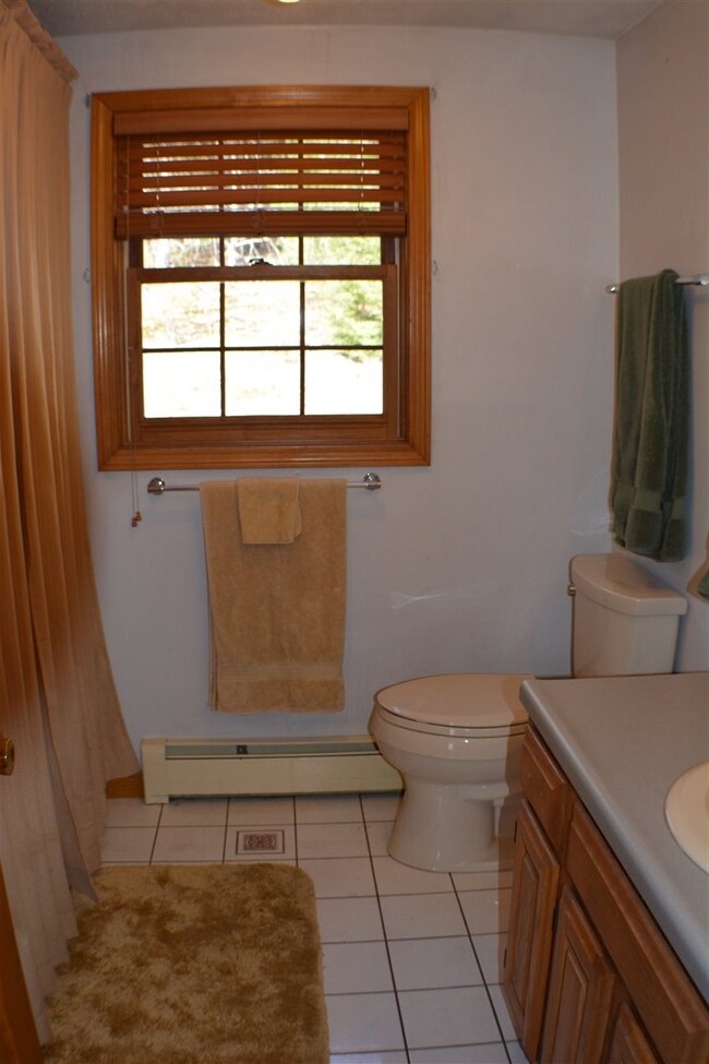 132 Bartlett Dr, Weare, NH 03281 - photo 2