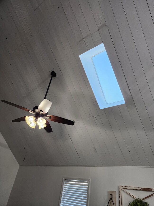 156 Christina Dr, Salvisa, KY 40372 - photo 7