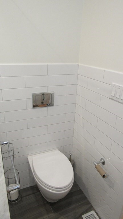 6 Foster St unit 1, Boston, MA 02109 - photo 5