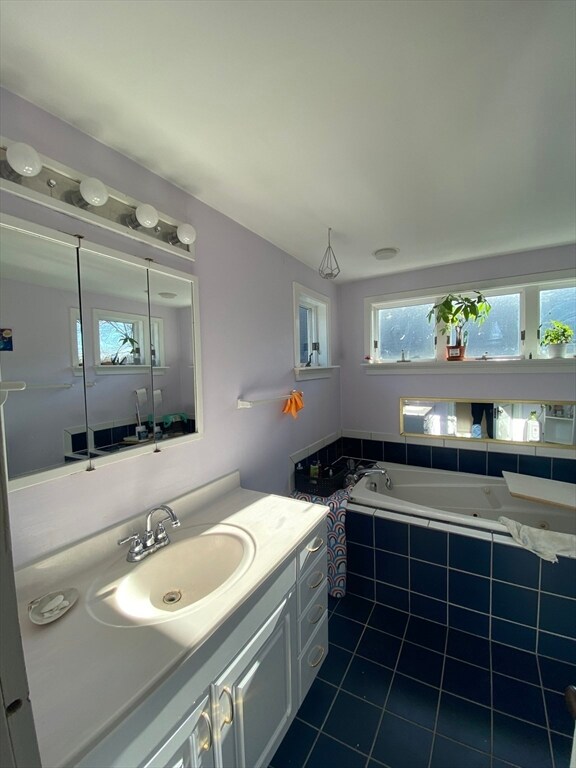 16 Fairfield St unit 3, Cambridge, MA 02140 - photo 4