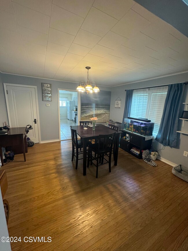 704 Penn St, Milton, PA 17847 - photo 6