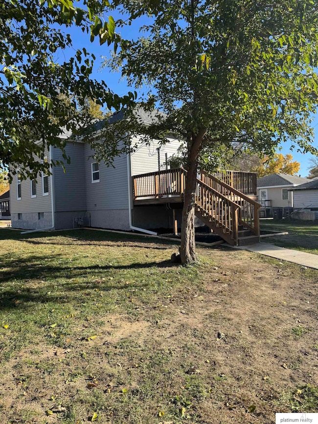 2304 S 11th St, Council Bluffs, IA 51501 - photo 7