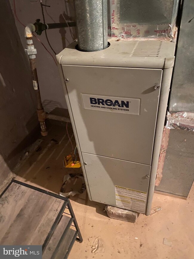 1208 N Decker Ave, Baltimore, MD 21213 - photo 7