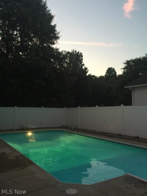 2210 Yerrick Cir, Akron, OH 44312 - photo 5