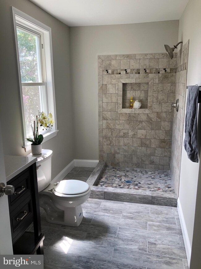 3304 Hamilton Ave, Baltimore, MD 21214 - photo 3