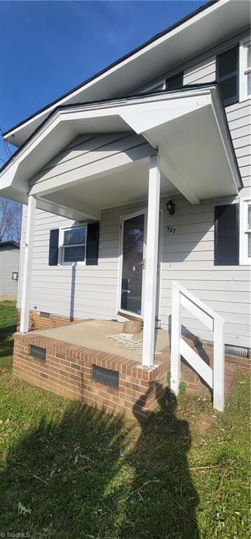 527 Columbia Ave, Ramseur, NC 27316 - photo 4