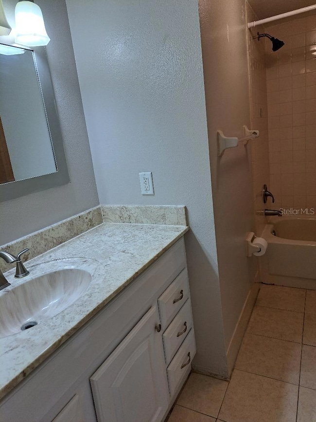 12025 Environmental Dr unit 4, New Port Richey, FL 34654 - photo 3