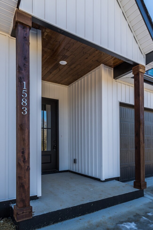 1583 Smartt Station Rd, Morrison, TN 37357 - photo 4