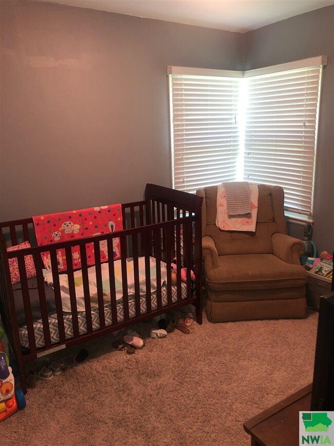 320 1st Ave SW, Le Mars, IA 51031 - photo 5