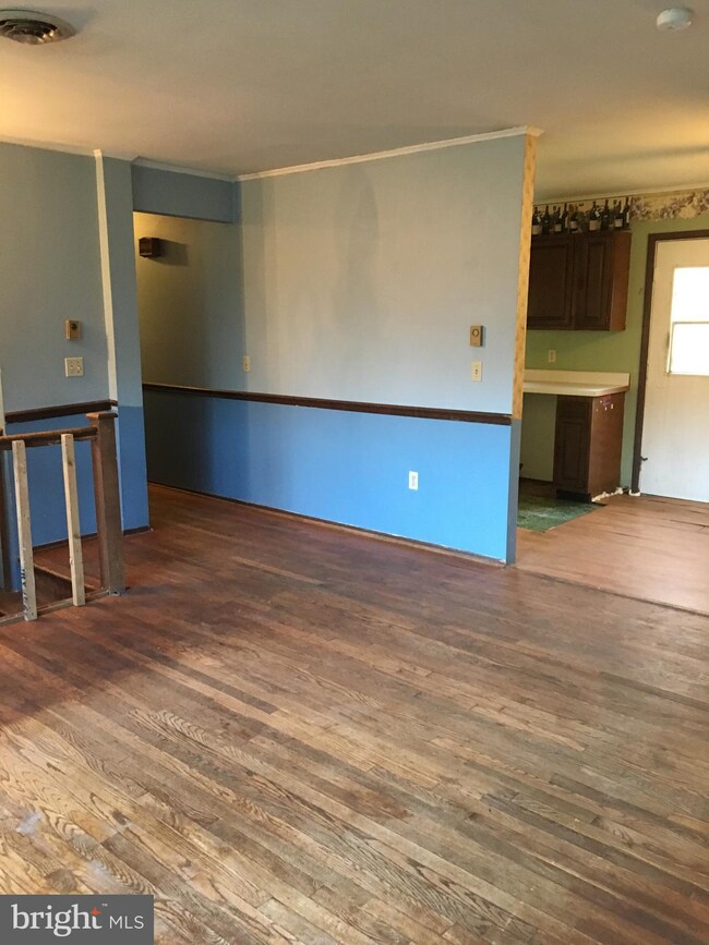 5597 Dover Ct, Frederick, MD 21703 - photo 4