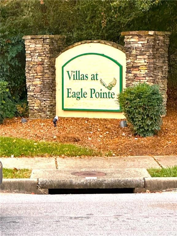 919 Eagle Rd, Greensboro, NC 27407 - photo 2