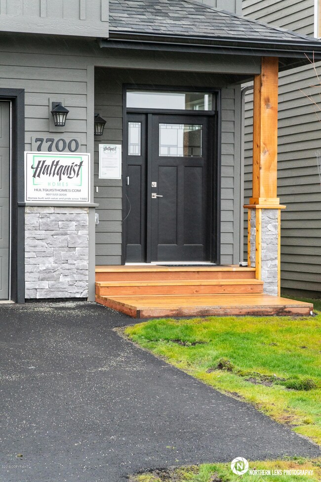 6_EntranceExterior