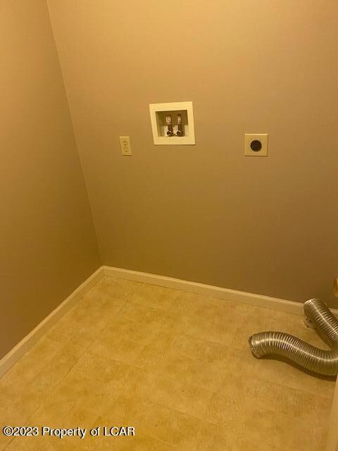 1041 S Appian Way, Hazle Township, PA 18202 - photo 2