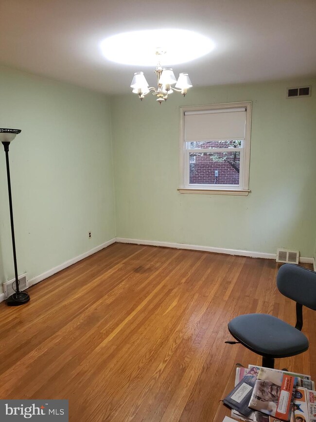 201 Briarwood Ave, Haddonfield, NJ 08033 - photo 4