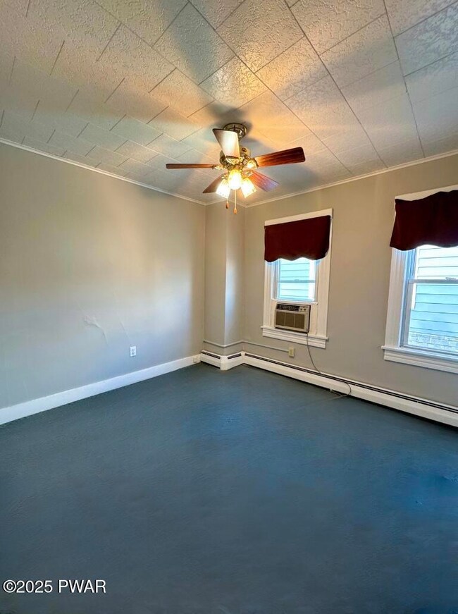 1105 1105 12 Rundle unit 1/2, Afton, PA 18504 - photo 6