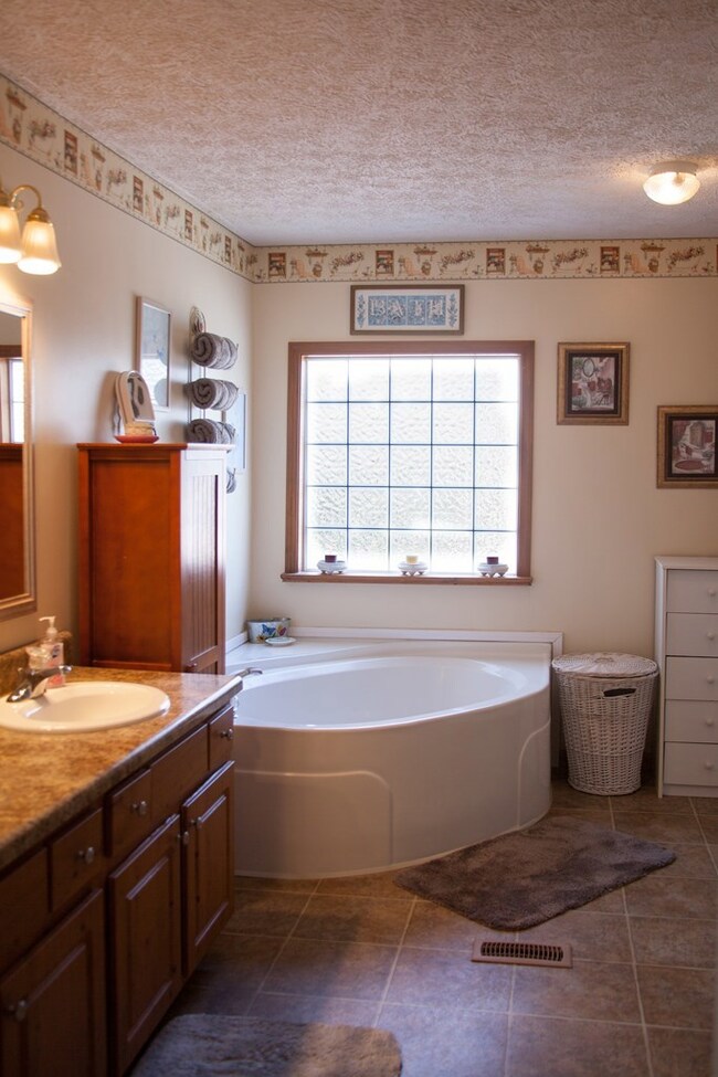 233 Chapman Crossing Ct, Macon, GA 31211 - photo 7