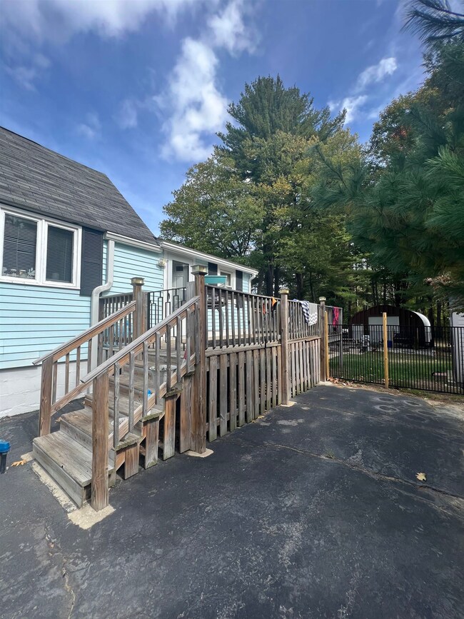 99 Lawrence Rd, Salem, NH 03079 - photo 2