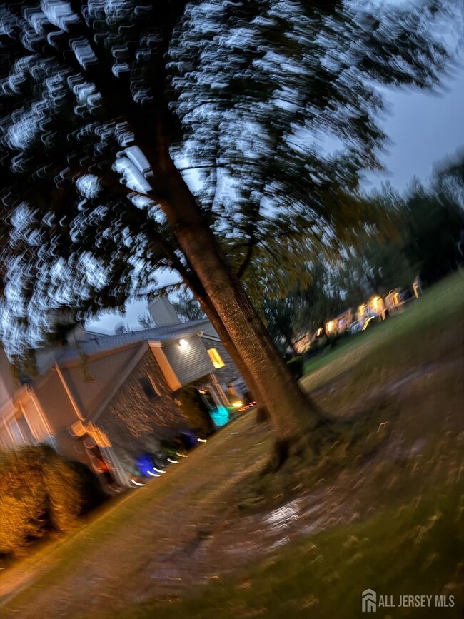 45 Chatham Square unit B145, Parlin, NJ 08859 - photo 2