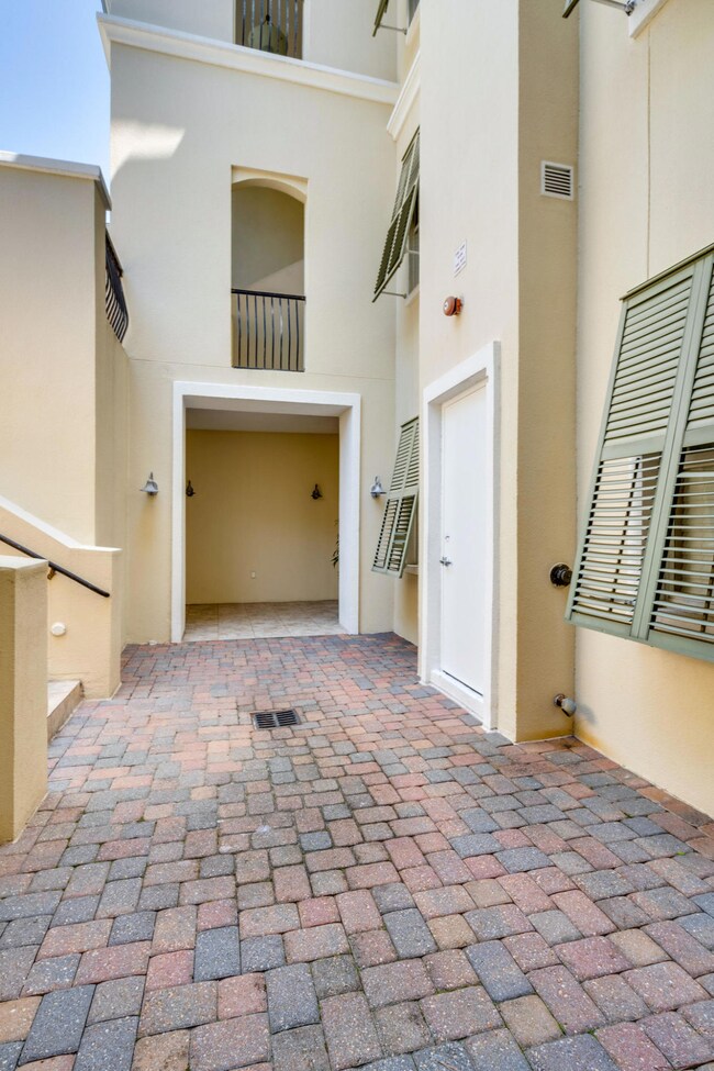 gallery_images_nb1907302-2003