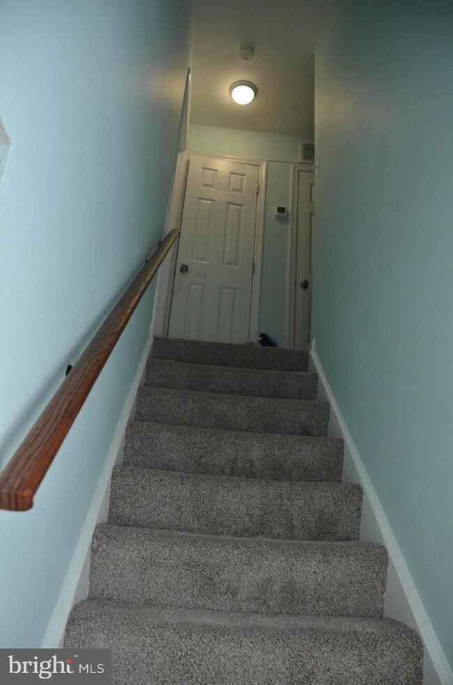 9523 Hagel Cir unit C, Lorton, VA 22079 - photo 6