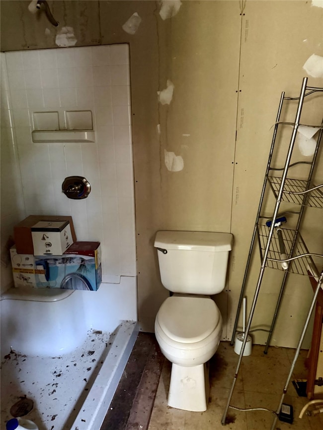 275 Lakeview Dr, Doyline, LA 71023 - photo 5