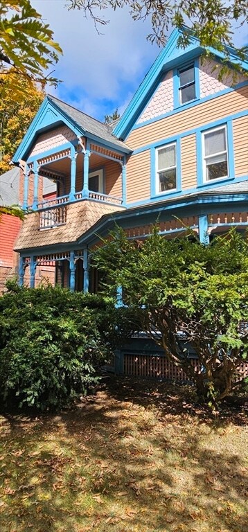 139 Westminster St, Springfield, MA 01109 - photo 5