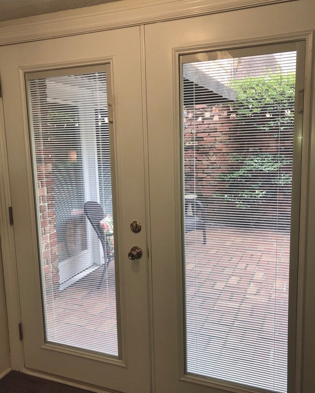 812 S Broad St unit 6, Thomasville, GA 31792 - photo 7