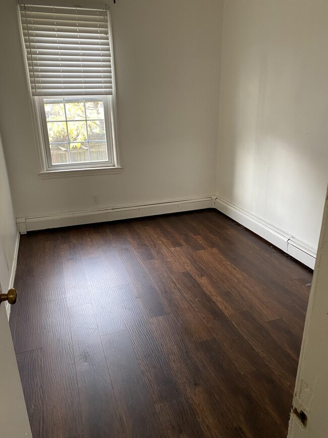 233 Linden Ave unit 2, Jersey City, NJ 07305 - photo 7