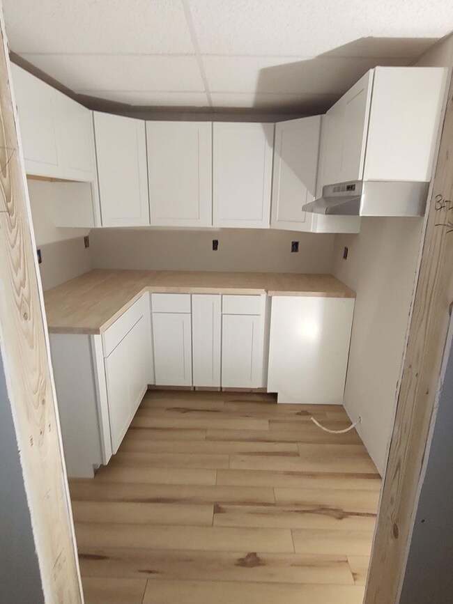 30 Elm St unit 7, Whitefield, NH 03598 - photo 2