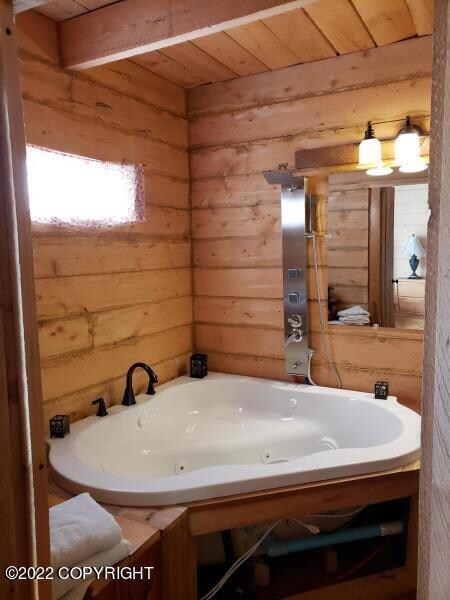 bathtub