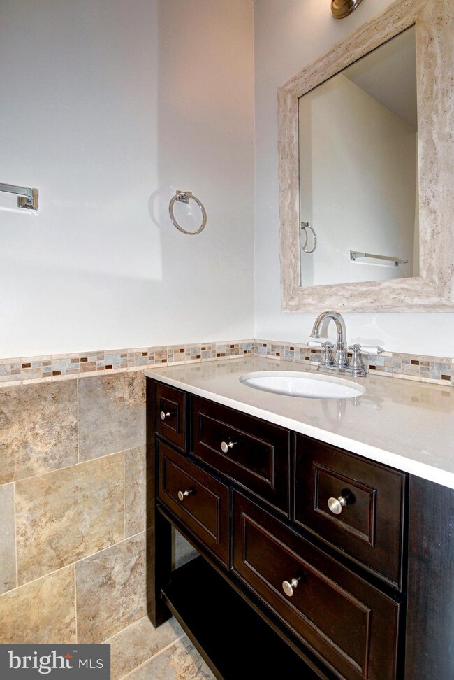 6014 Saint Moritz Dr, Temple Hills, MD 20748 - photo 7