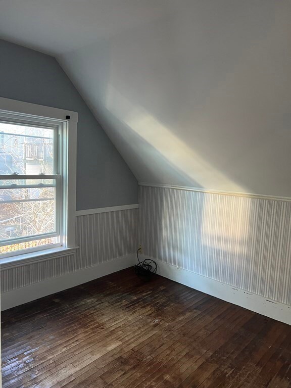 10 Albion Ct, Somerville, MA 02144 - photo 7