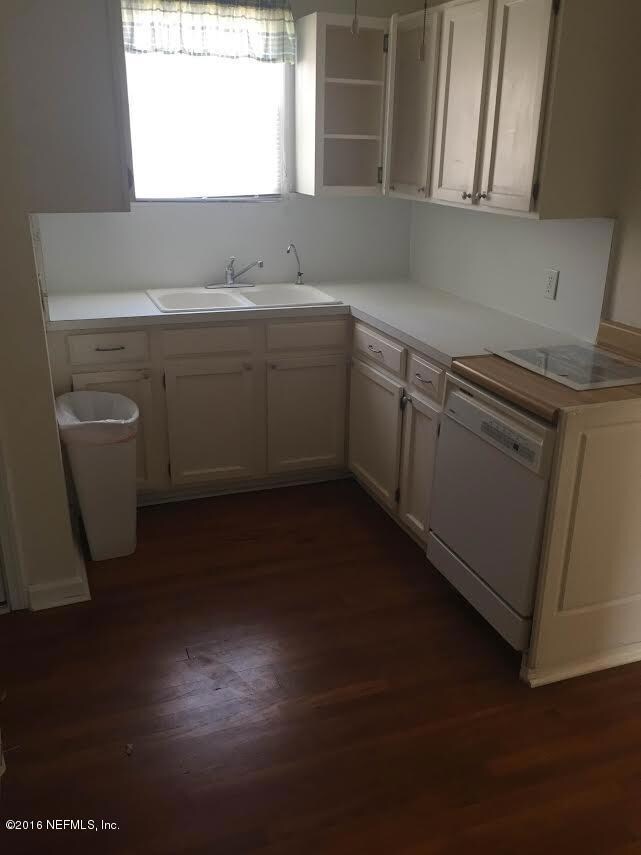 5321 Fremont St, Jacksonville, FL 32210 - photo 6