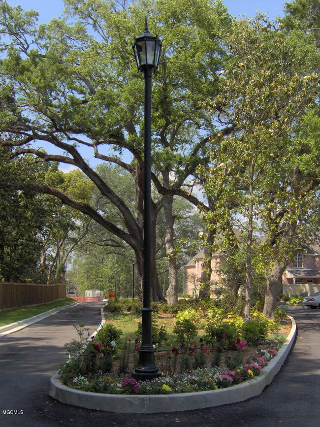 423 Elegans Ct unit E203, Ocean Springs, MS 39564 - photo 5