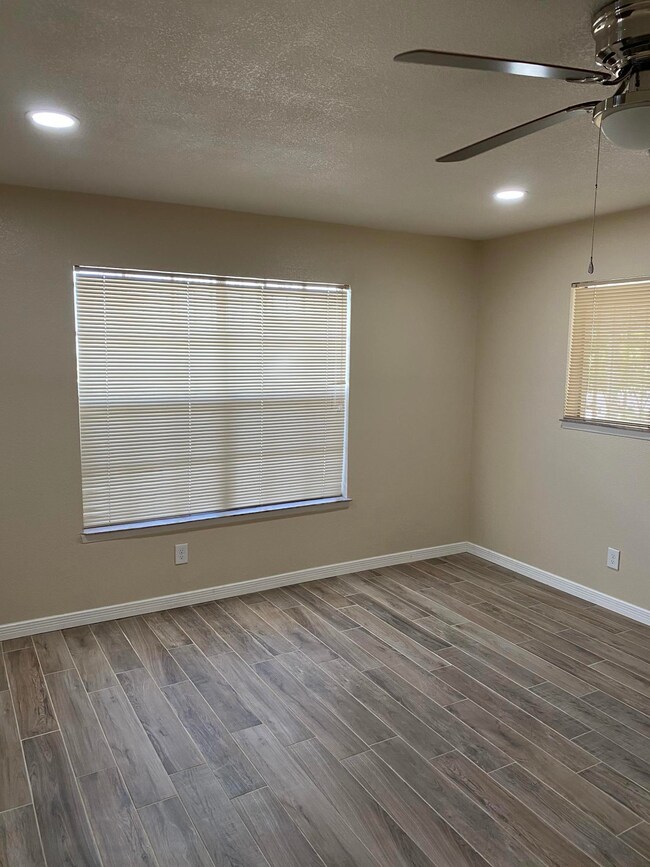 4803 N Copia St, El Paso, TX 79930 - photo 4