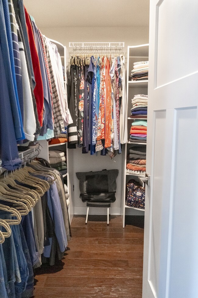 49 Nicholas Dr W unit 15A, Des Plaines, IL 60016 - photo 3