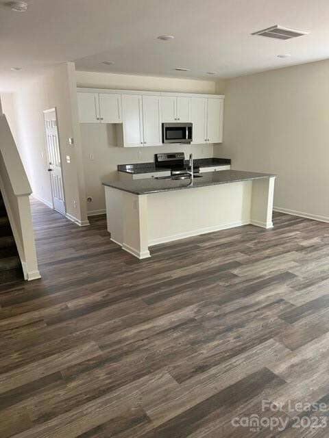 437 Salisbury Rd, Statesville, NC 28677 - photo 3