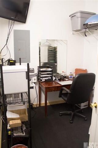 736 N Oakwood Dr, Statesville, NC 28677 - photo 4