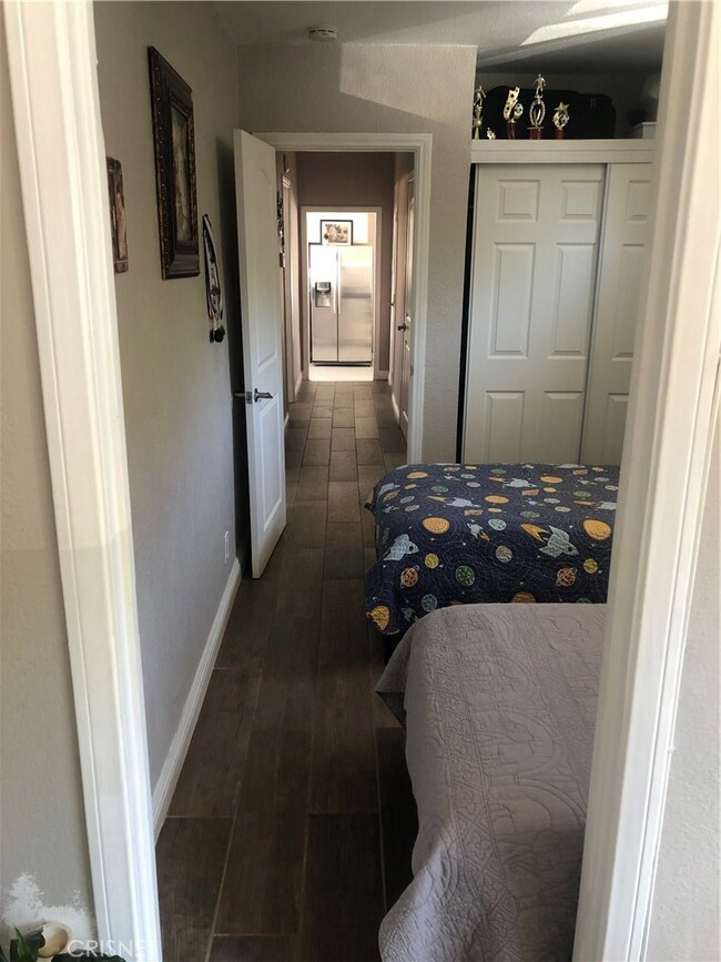 14870 1/2 Larkspur St, Sylmar, CA 91342 - photo 6