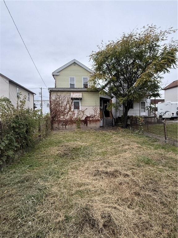 216 S 7th St, Jeannette, PA 15644 - photo 3