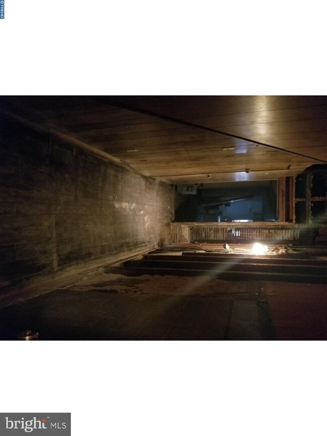 129 N 2nd St, Saint Clair, PA 17970 - photo 5