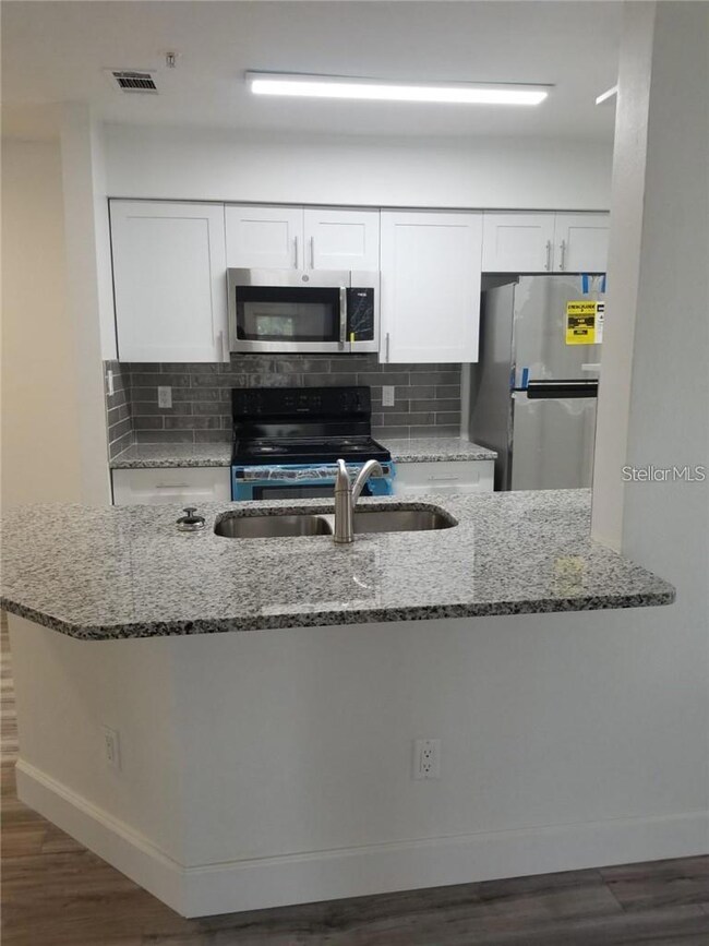 236 Afton Square unit 201, Altamonte Springs, FL 32714 - photo 6