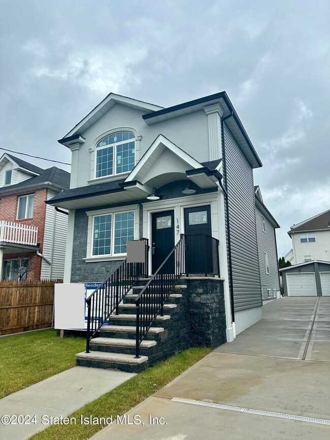 147 Vedder Ave unit 2, Staten Island, NY 10302 - photo 3